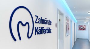 Flur der Zahnarztpraxis Käfferbitz in Montabaur